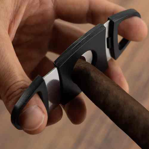 剪刃下的艺术：详解雪茄剪三大门派，解锁完美品吸的“第一刀”